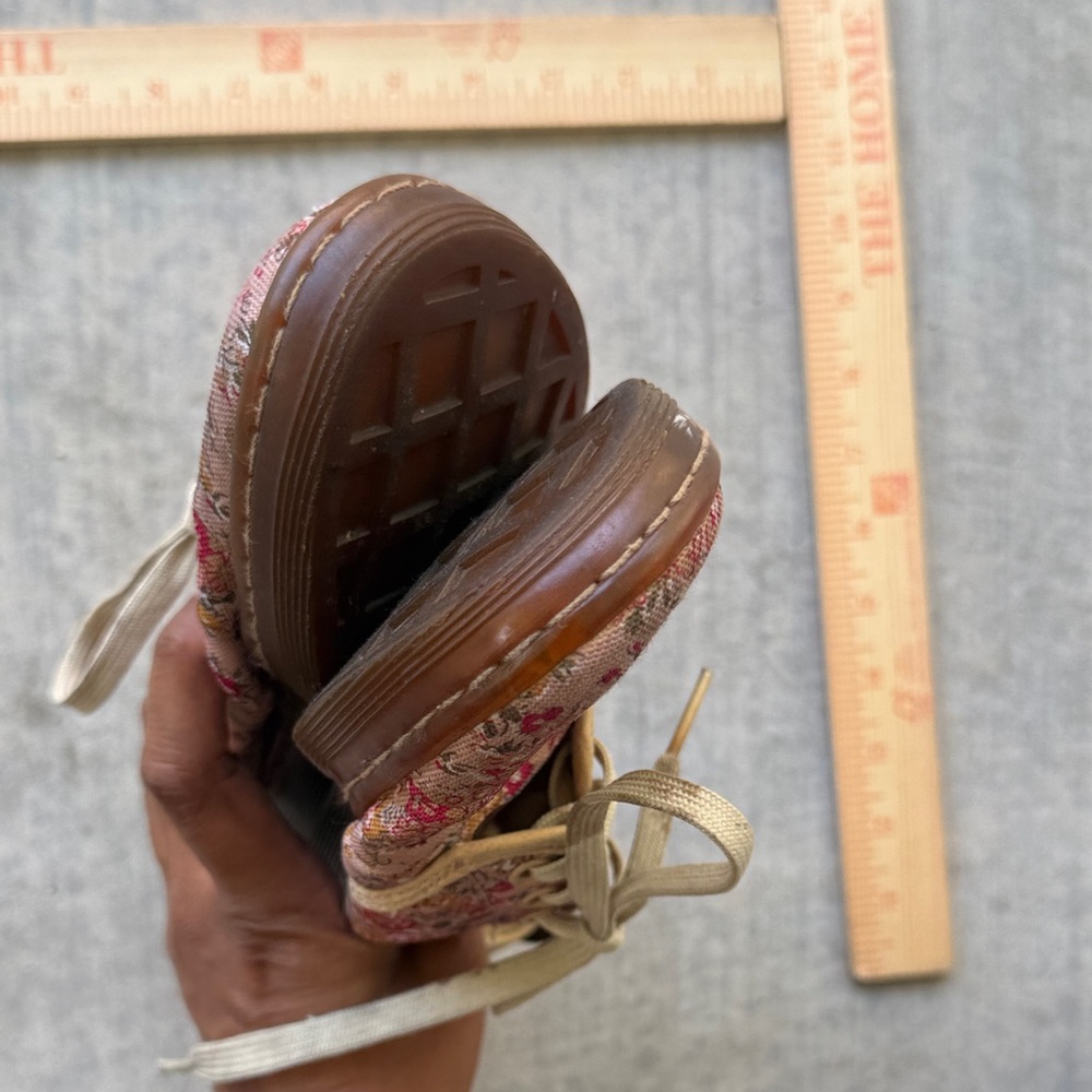Dr. Martens Pink Floral Women's sneaker canvas comfy Flats - Picture 10 of 11